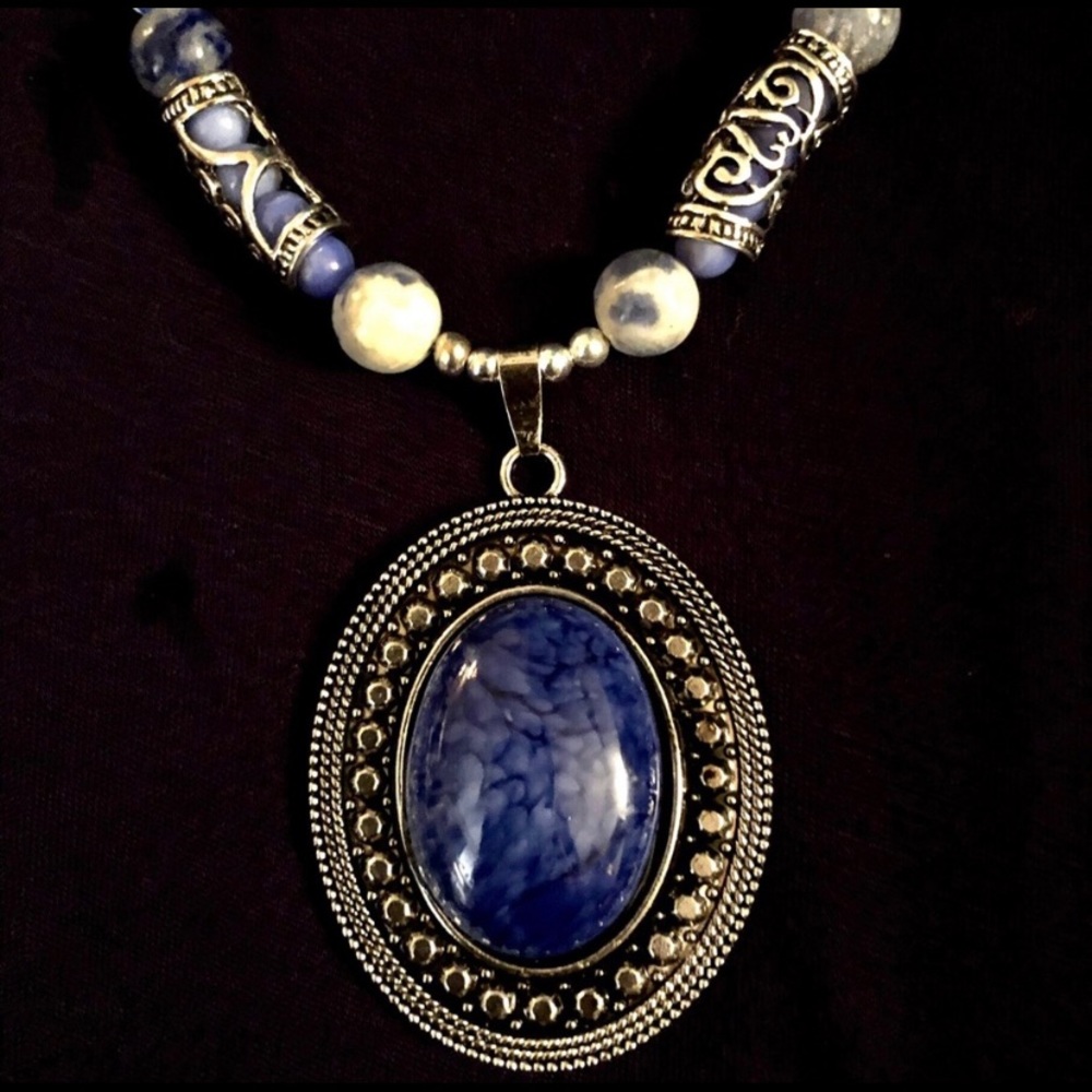Beautiful Beaded Necklace with Pendant!